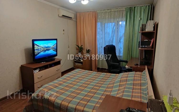 2-бөлмелі пәтер · 52.7 м² · 3/5 қабат, мкр Мамыр-7 2, бағасы: 42 млн ₸ в Алматы, Ауэзовский р-н — фото 2