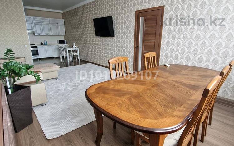 3-комнатная квартира · 91.6 м² · 2/11 этаж, мкр Новый Город Алиханова 37/4 за 56 млн ₸ в Караганде, Казыбек би р-н — фото 22