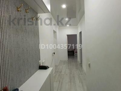 4-комнатная квартира · 89.9 м² · 4/5 этаж, Канцева за 38 млн 〒 в Атырау