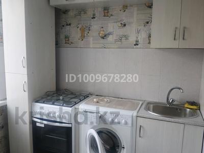 1-комнатная квартира · 32 м² · 2/5 этаж, Жастар 32 — Поликлиника Кайнар за 110 000 ₸ в Талдыкоргане, мкр Жастар
