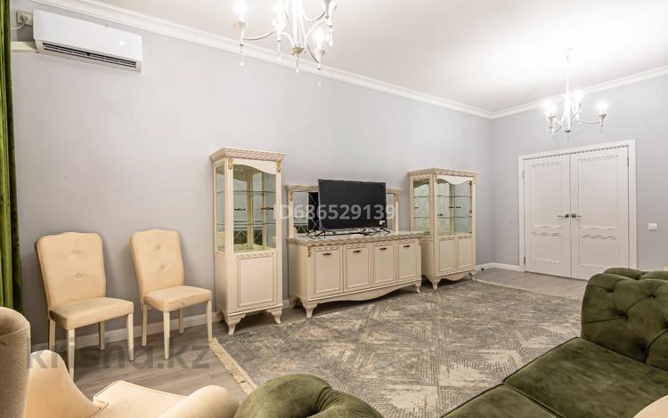 4-бөлмелі пәтер, 160 м², 8 қабат тәулігіне, Розыбакиева 320, бағасы: 100 000 〒 в Алматы, Бостандыкский р-н — фото 7