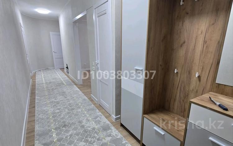 3-бөлмелі пәтер · 114 м² · 14/14 қабат, Сыганак 54, бағасы: 370 000 ₸ в Астане, Есильский р-н — фото 2