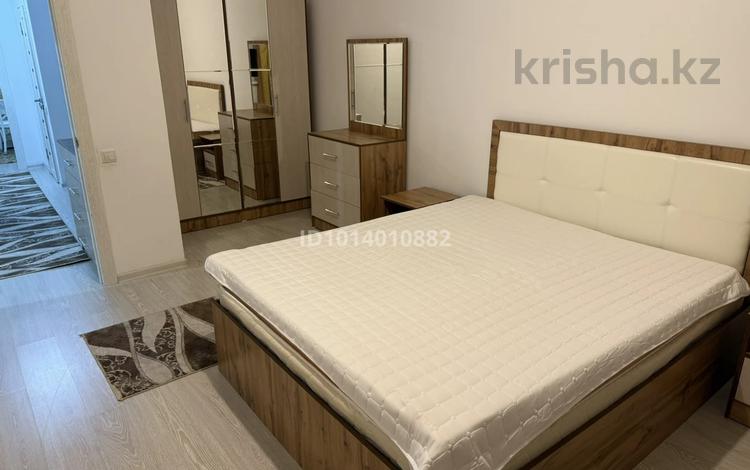 2-комнатная квартира · 71.8 м² · 5/10 этаж, Сатпаева 30В за 250 000 ₸ в Таразе — фото 2