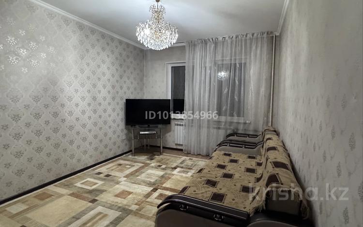 2-комнатная квартира · 51 м² · 2/9 этаж, мкр Тастак-1 11 за 300 000 ₸ в Алматы, Ауэзовский р-н — фото 2