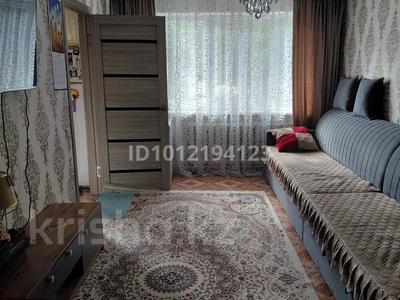 2-бөлмелі пәтер · 56 м² · 1/5 қабат, Майкудук, 16й микрорайон 25, бағасы: 12 млн ₸ в Караганде, Алихана Бокейханова р-н