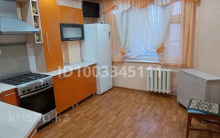 3-бөлмелі пәтер · 80 м² · 7/9 қабат, мкр Жана Орда, бағасы: 30 млн ₸ в Уральске — фото 2