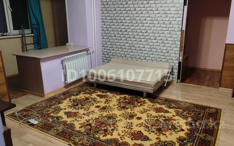 1-бөлмелі пәтер · 36.9 м² · 4/5 қабат, Чокина 189 — Толе би - Байзакова, бағасы: 32 млн ₸ в Алматы, Алмалинский р-н — фото 2