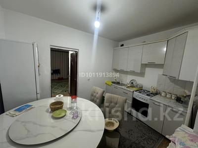 2-комнатная квартира · 64 м² · 1/5 этаж, Мкр сырдария 20 за 150 000 ₸ в 
