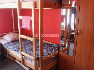 1 бөлме · 14 м² · 3 қабат, Сатпаева 15/2, бағасы: 150 000 ₸ в Усть-Каменогорске