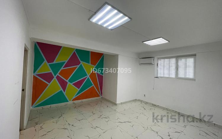 Кеңселер · 35 м², бағасы: 90 000 ₸ в Атырау, мкр Нурсая — фото 17