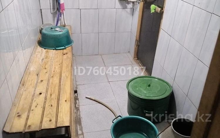 Отдельный дом · 4 комнаты · 100 м² · 8 сот., Курмангазы — Спорт школа Саду за 5 млн 〒 в Сарканде — фото 2