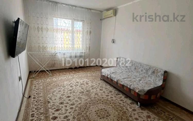 1-бөлмелі пәтер · 50 м² · 15/16 қабат, мкр. Алмагуль, 18 44, бағасы: 150 000 ₸ в Атырау — фото 2