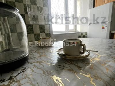 Аренда квартир посуточно в Абай обл.: 2-комнатная квартира · 45 м² · 4/5 этаж, 35 квартал 24 за 10 000 〒 2-комнатная квартира · 45 м² · 4/5 этаж, 35 квартал 24 за 10 000 〒 в Семее