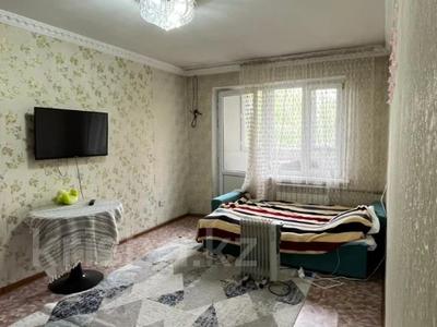 1-комнатная квартира · 34 м² · 5/5 этаж, мкр Аксай-2 — Саина за 22.7 млн 〒 в Алматы, Ауэзовский р-н