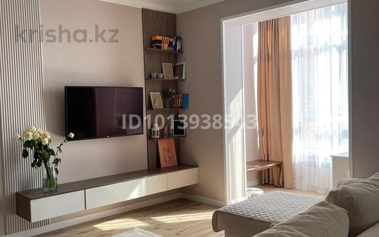 4-комнатная квартира · 115 м² · 2/6 этаж, Университетская участок №28/19 — КарГу за 390 000 ₸ в Караганде, Казыбек би р-н — фото 2