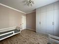 4-комнатная квартира · 115 м² · 2/6 этаж, Университетская участок №28/19 — КарГу за 390 000 ₸ в Караганде, Казыбек би р-н — фото 12
