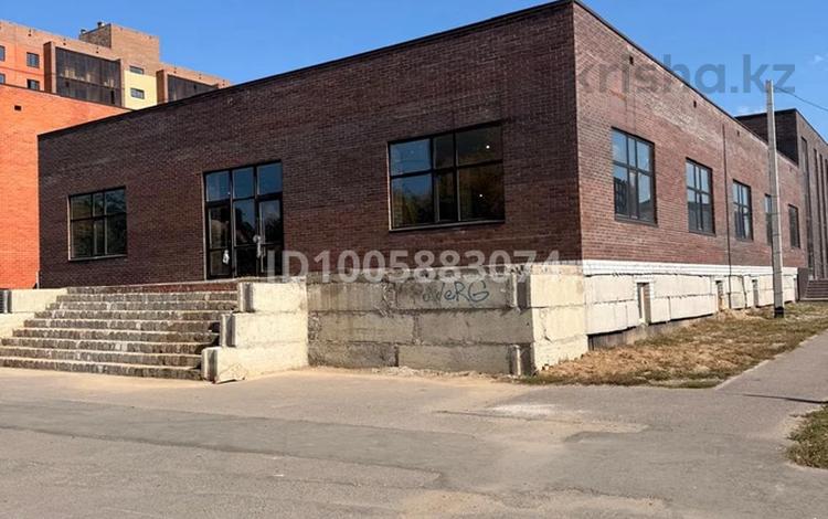 Свободное назначение, офисы, магазины и бутики, общепит, фитнес и спорт, медцентры и аптеки, образование, конференц-залы · 1000 м² за 1.5 млн 〒 в Павлодаре — фото 2