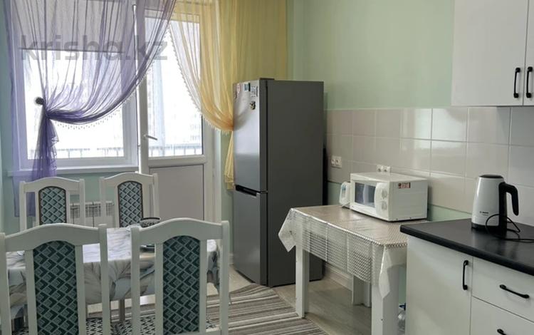 2-комнатная квартира · 53 м² · 5/9 этаж, Е-10 11 за 295 000 ₸ в Астане, Нура р-н — фото 2