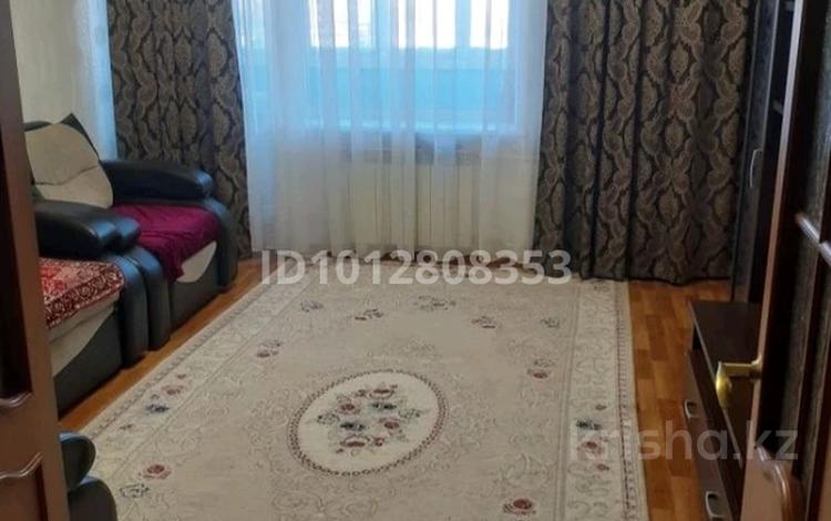 4-бөлмелі пәтер · 76 м² · 3/9 қабат, мкр Юго-Восток, Республики 18, бағасы: 28 млн ₸ в Караганде, Казыбек би р-н — фото 2