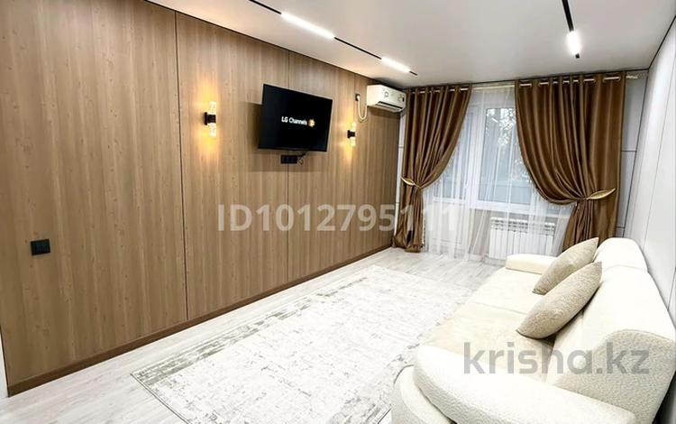 2-бөлмелі пәтер · 46 м² · 2/5 қабат, Желтоксан 2 — Центральный площадь, бағасы: 25 000 ₸ в  — фото 8
