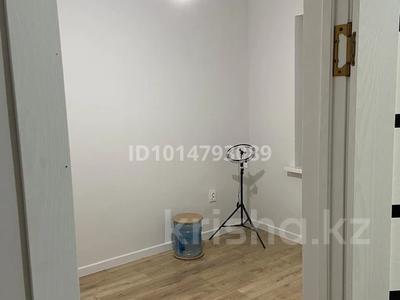 2-бөлмелі пәтер · 38.4 м² · 4/5 қабат, Левый берег 4 квартал 16, бағасы: 13.5 млн ₸ в 
