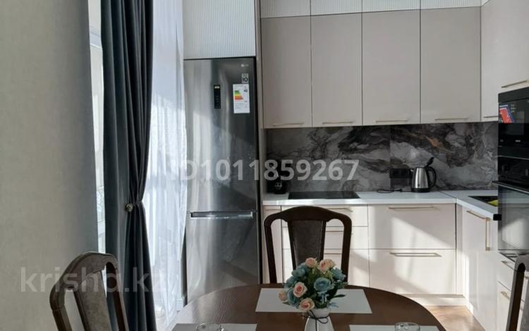 1-комнатная квартира · 55 м² · 9/10 этаж, мкр Юго-Восток, Ашимова 15 за 18 000 ₸ в Караганде, Казыбек би р-н — фото 2