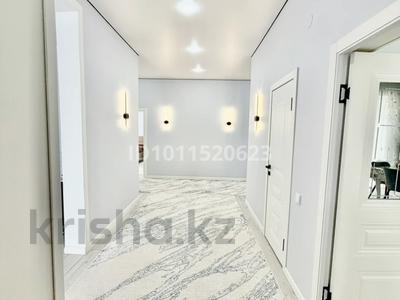 Отдельный дом · 4 комнаты · 200 м² · 8 сот., Толебаева — Желтоксан за 119.8 млн 〒 в Талдыкоргане