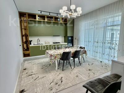 Отдельный дом · 4 комнаты · 200 м² · 8 сот., Толебаева — Желтоксан за 98 млн ₸ в Талдыкоргане
