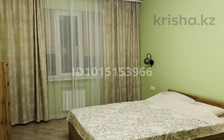 2-комнатная квартира · 70 м² · 7/7 этаж, Касыма Шарипова 206/9 — ул. Саина за 280 000 ₸ в Алматы, Алатауский р-н — фото 2