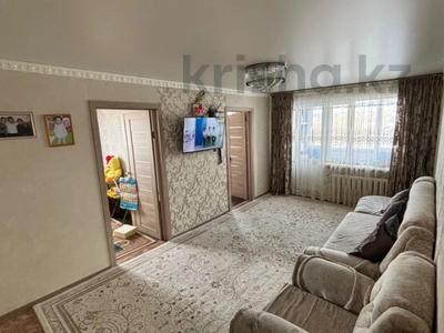 4-бөлмелі пәтер · 61.4 м² · 5/5 қабат, ул. Абая, бағасы: 11 млн ₸ в Темиртау