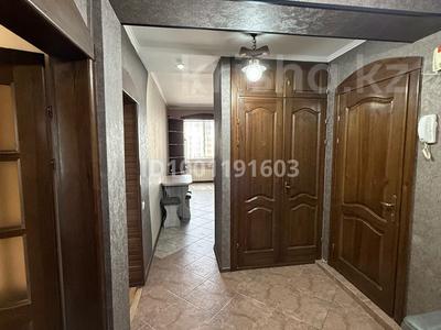 Продажа квартир в Шымкенте: 4-комнатная квартира · 89.2 м² · 5/5 этаж, Жибек Жолы 56 — проспект Жибек Жолы - Сайрамская за 32.6 млн 〒 4-комнатная квартира · 89.2 м² · 5/5 этаж, Жибек Жолы 56 — проспект Жибек Жолы - Сайрамская за 32.6 млн 〒 в Шымкенте, Енбекшинский р-н