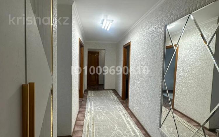4-бөлмелі пәтер · 80 м² · 5/10 қабат, Назарбаева 48, бағасы: 39 млн ₸ в Павлодаре — фото 2