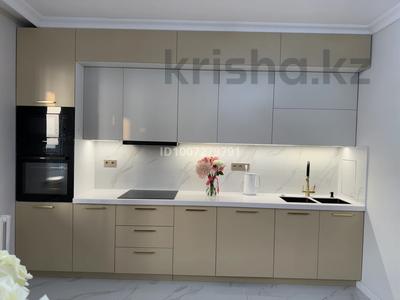 2-комнатная квартира · 90 м² · 10/17 этаж, Розыбакиева 289 — Аль-Фараби Розыбакиева за 700 000 〒 в Алматы, Бостандыкский р-н