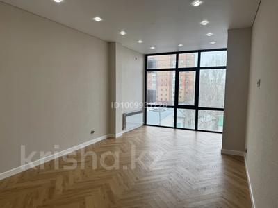 2-комнатная квартира · 74 м² · 4/10 этаж, Молдагулова 5/4 за 41.8 млн ₸ в Уральске
