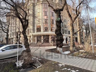 Еркін, кеңселер, қоймалар, сұлулық салондары, монша, қонақ үй және демалыс орындары, фитнес және спорт, медорталықтар мен дәріханалар, білім орталықтары, ойын-сауық, кабинеттер және жұмыс орындары, студиялар · 250 м², бағасы: 3 млн ₸ в Алматы, Медеуский р-н