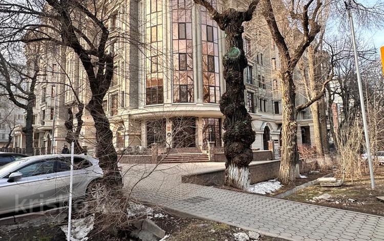 Еркін, кеңселер, қоймалар, сұлулық салондары, монша, қонақ үй және демалыс орындары, фитнес және спорт, медорталықтар мен дәріханалар, білім орталықтары, ойын-сауық, кабинеттер және жұмыс орындары, студиялар · 250 м², бағасы: 3 млн ₸ в Алматы, Медеуский р-н — фото 2