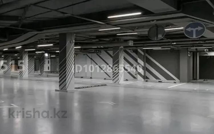 Паркинг · Алихан Бокейхан 7 за 6 млн ₸ в Астане, Есильский р-н — фото 2