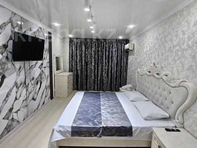1-комнатная квартира · 34 м² · 2/5 этаж, 8 мкр — Мамытова за 11 000 ₸ в Шымкенте, Туран р-н