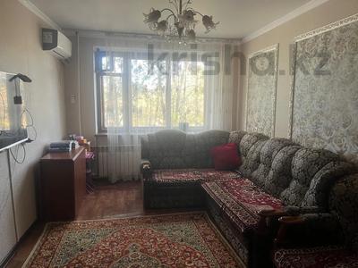 3-бөлмелі пәтер · 70 м² · 2/5 қабат, 2 ш/а., Оспанова 58 — Абулхаирхана, бағасы: 18.5 млн ₸ в Актобе, мкр 8