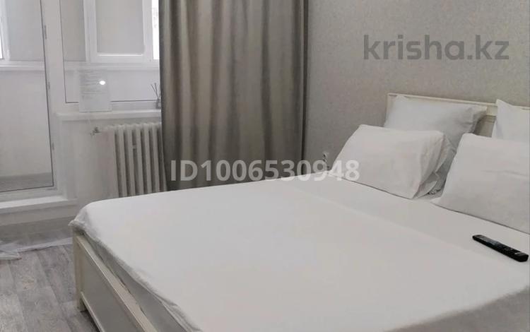 1-комнатная квартира · 45 м² · 4/9 этаж, 5 микрорайон 8 за 14 000 ₸ в Аксае — фото 13