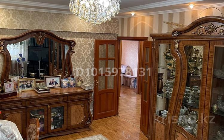 4-комнатная квартира · 90 м² · 4/5 этаж, Розыбакиева 43 — Толе би Розыбакиева за 65.5 млн ₸ в Алматы, Алмалинский р-н — фото 2