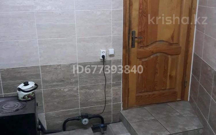 Жеке үй · 3 бөлме · 70 м² · 4 жүзд., Первомайская 70, бағасы: 13 млн ₸ в Семее — фото 2