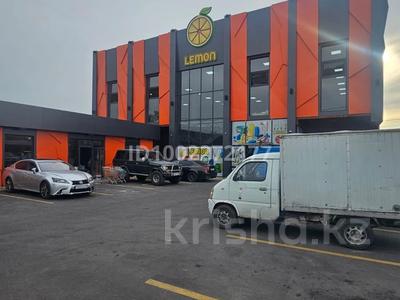 Аренда коммерческой недвижимости в Алматы: Магазины и бутики · 500 м² за 3 млн 〒 Магазины и бутики · 500 м² за 3 млн 〒 в Алматы, Жетысуский р-н