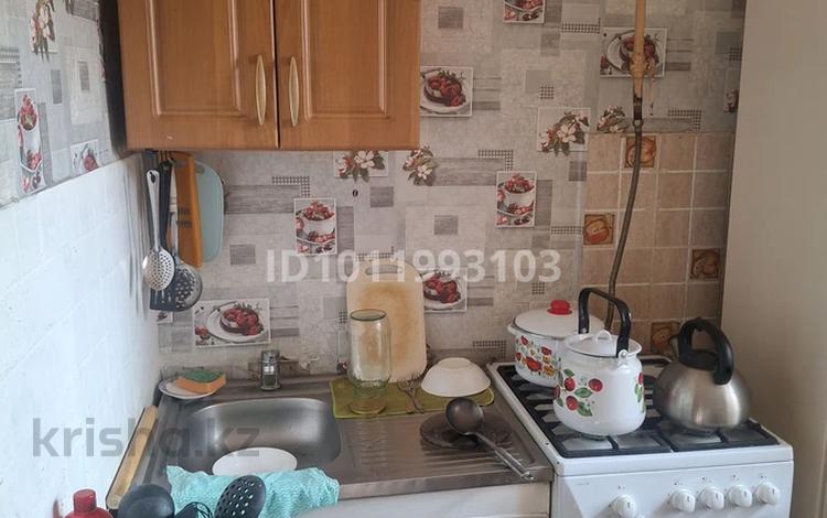 2-бөлмелі пәтер · 42.3 м², ул. Сакена Сейфуллина 4/1, бағасы: 13.5 млн ₸ в Уральске, мкр Школьник — фото 2
