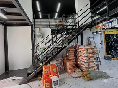 Свободное назначение, офисы, магазины и бутики, склады, общепит, салоны красоты, медцентры и аптеки, образование, развлечения · 195 м² за 116 млн 〒 в Астане, Нура р-н