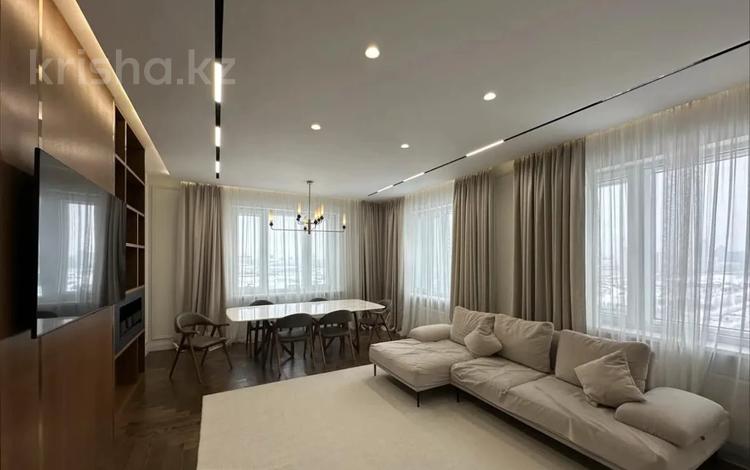 4-бөлмелі пәтер · 180 м² · 11 қабат, Туркестан 28, бағасы: 1 млн ₸ в Астане, Есильский р-н — фото 2