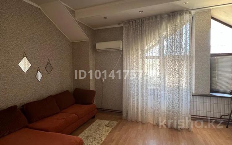 2-бөлмелі пәтер · 60 м² · 5/5 қабат, Дружбы народов 2/4, бағасы: 21 млн ₸ в Усть-Каменогорске, Ульбинский — фото 2