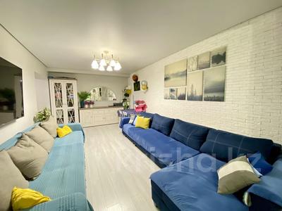 4-комнатная квартира · 100 м² · 1/5 этаж, Тимирязева 59 б — Манаса (дом во дворах) за 85 млн ₸ в Алматы, Бостандыкский р-н