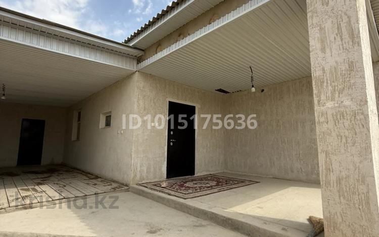 Отдельный дом · 5 комнат · 176 м² · 1000 сот., Рахат-2,12-көше 130 үй — Үй Асфальт бойында за 30 млн ₸ в Жанаозен — фото 2
