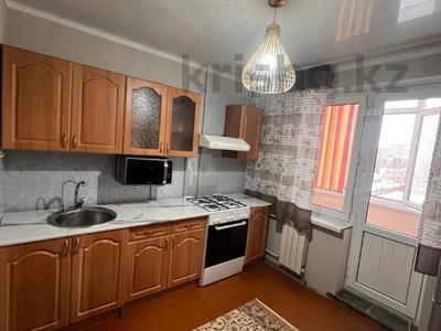 3-бөлмелі пәтер · 70 м² · 4/5 қабат, мкр 8, Алии молдагуловой, бағасы: 20.5 млн ₸ в Актобе